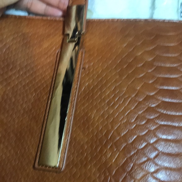 Madison West Large Tote Bag light Brown with golden color Hardware Faux leather - Picture 4 of 7